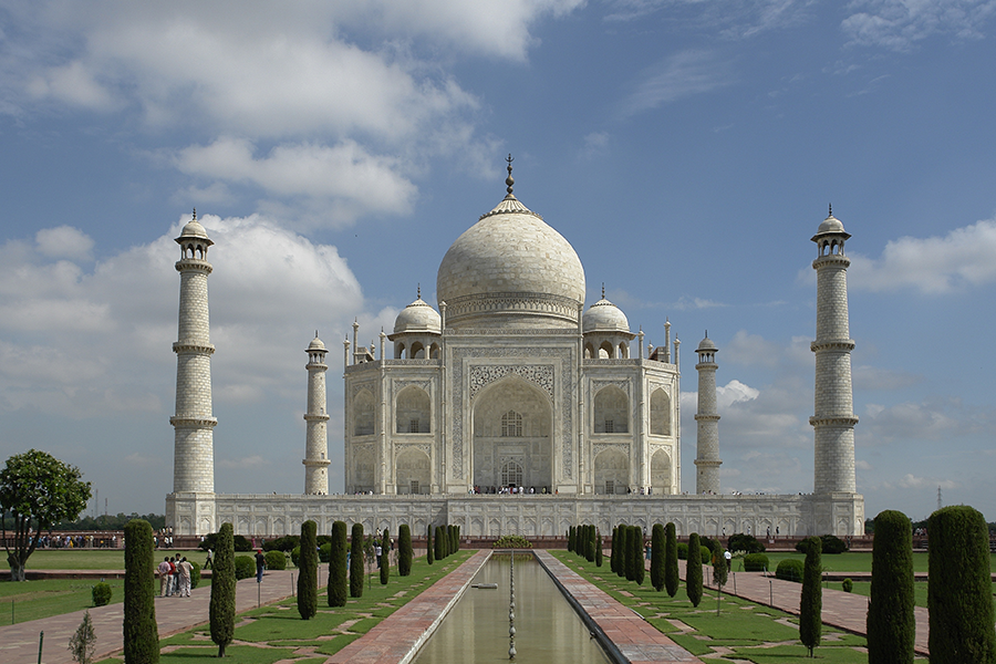 Tempo Traveller Hire in Ahmedabad to Agra on Rent