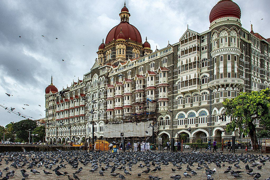 Tempo Traveller Hire in Ahmedabad to Mumbai on Rent